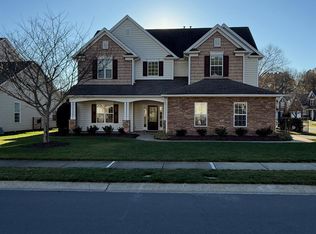 12304 McAllister Park Dr, Charlotte, NC 28277