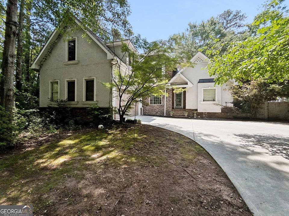 1st image of 105 Telfair Ct
