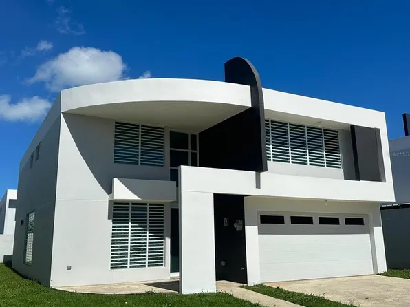 Calle Islena Hacienda Paloma, Luquillo, PR 00773