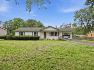 2 Warren Pl, Belvidere Twp., NJ 07823