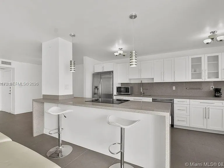 18041 Biscayne Blvd #801 — Photo 6