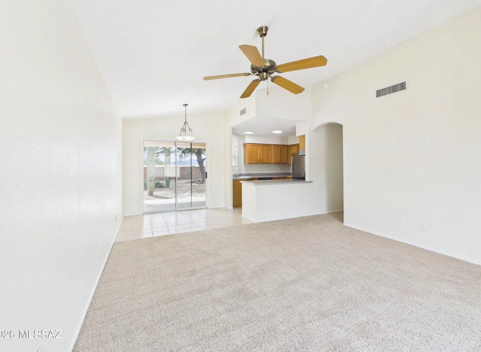 3 bed, 1118 sqft, $1,675 — Photo 4