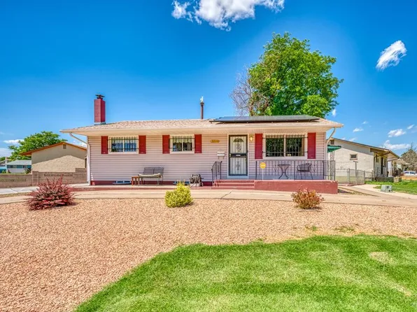 3200 Hollybrook Ln, Pueblo, CO 81005