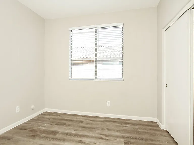 2162 W Kristina Ave — Photo 11