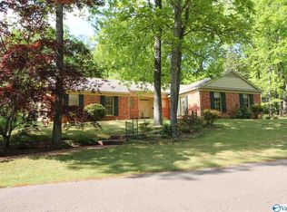 375 Azalea Dr, Gadsden, AL 35901