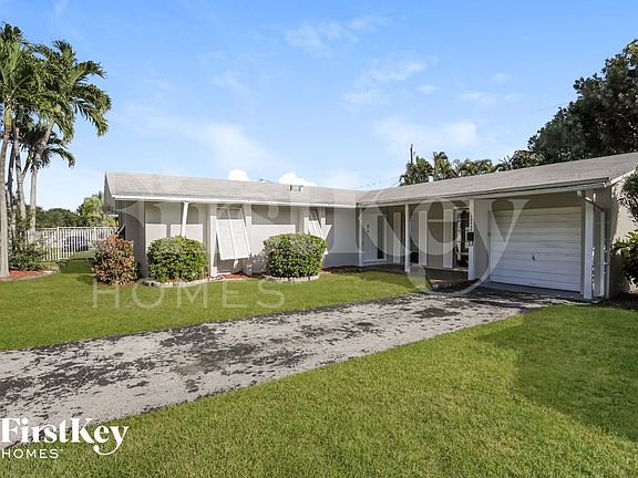 2nd image of 10520 SW 199th St
