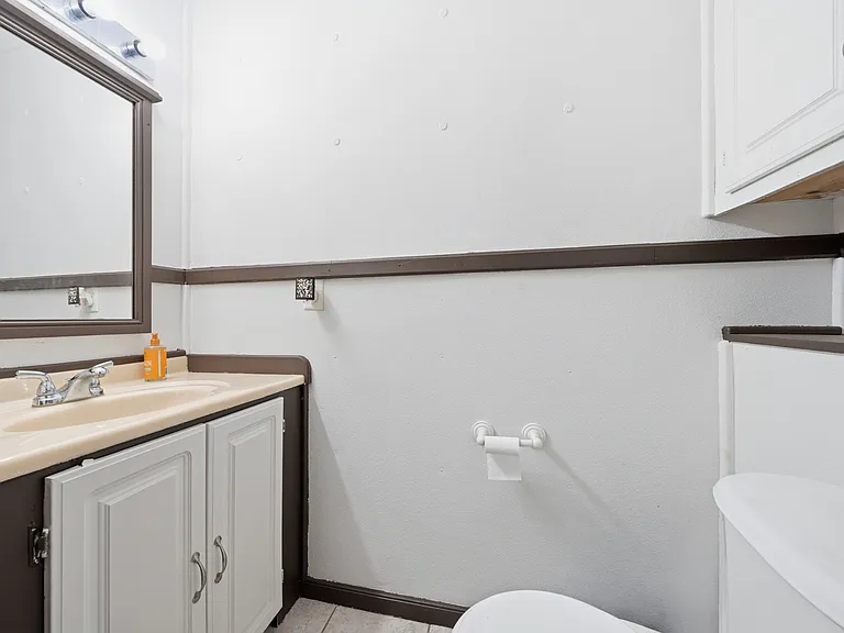700 Harrel Ave — Photo 12