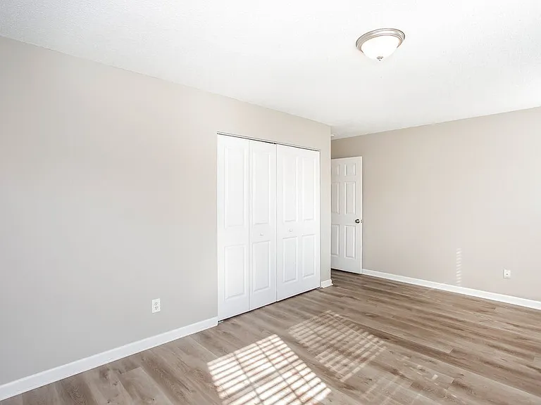 9705 Avensong Crossing Dr — Photo 15