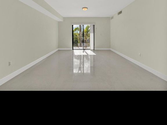 5th image of 30 Garfield St Floor 1