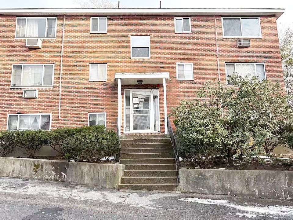 1st image of 6 Norumbega Ter #12
