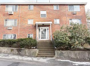6 Norumbega Ter #12, Waltham, MA 02453