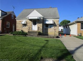 1538 Rockefeller Rd, Wickliffe, OH 44092