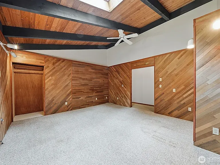 2 bed, 1869 sqft, $2,895 — Photo 4