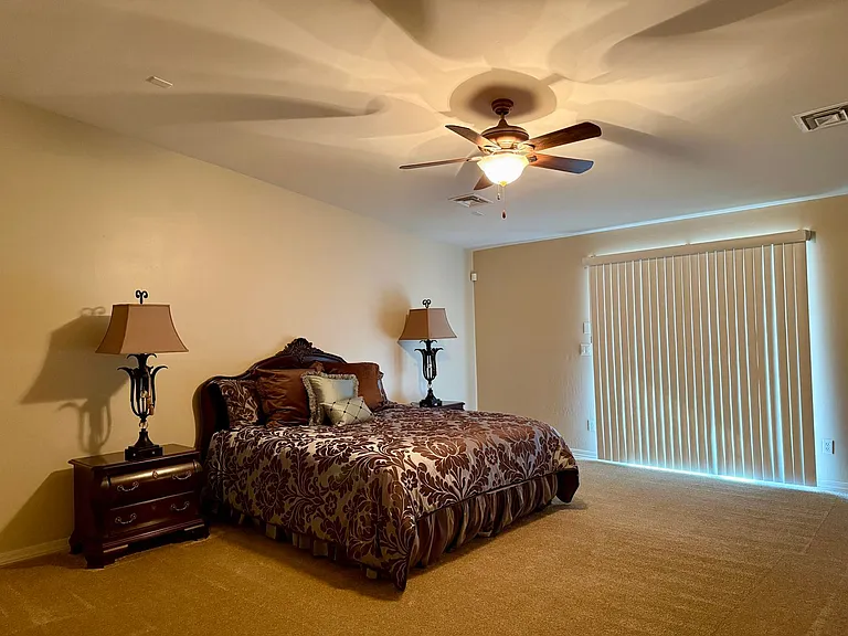 1840 Laramie Dr — Photo 8