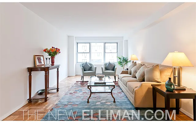 Sold by Douglas Elliman | media 24