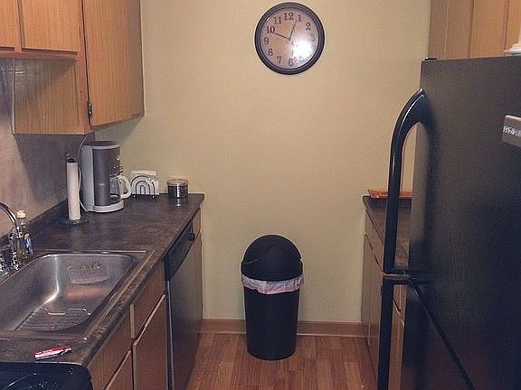 5th image of 186 Lake Pointe Cir
