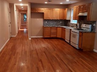 711 7th St, Union City, NJ 07087