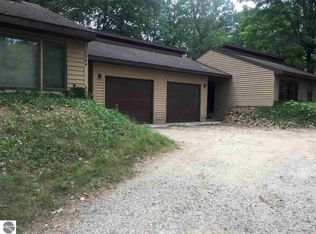 2242 Garfield Rd S, Traverse City, MI 49696