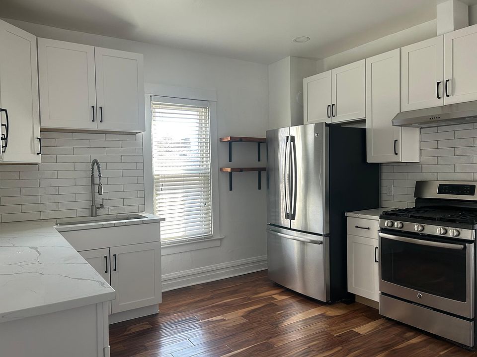 1st image of 3817 Ivy St #2