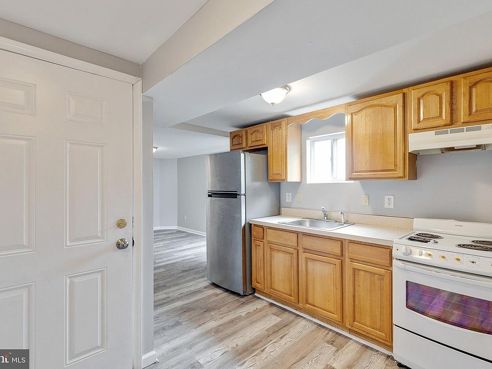 1st image of 1711 N Gratz St #2