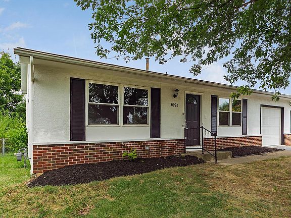 2nd image of 3096 E Chelford Dr