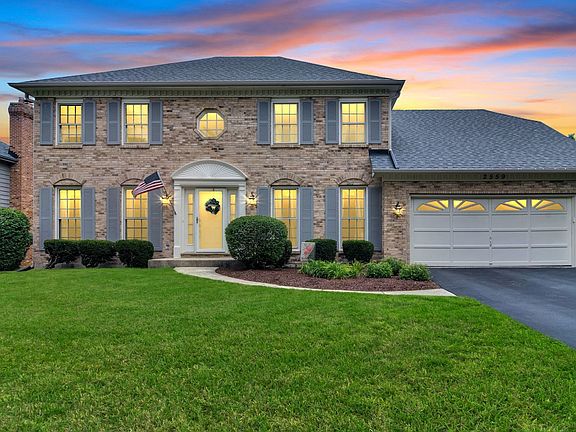 3rd image of 2559 River Woods Dr