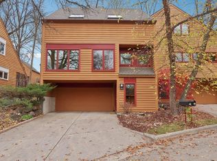 212 Glen Hollow Rd, Madison, WI 53705