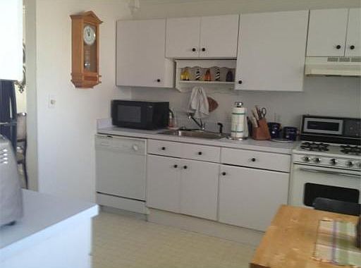 3rd image of 25 Highland Ter APT 2508