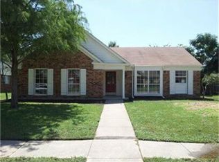 7418 Delta Dr, Rowlett, TX 75088