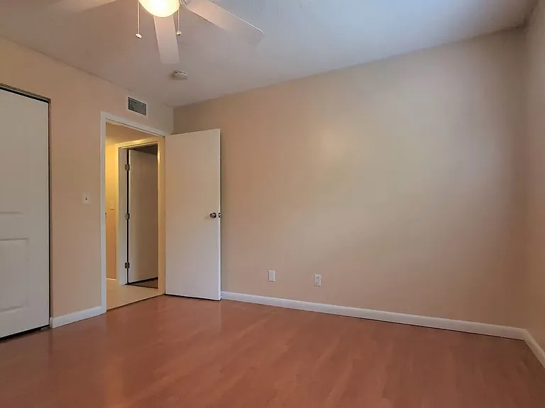 6519 W Newberry Rd #508 — Photo 13