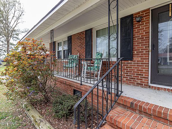 2nd image of 612 E Main Street