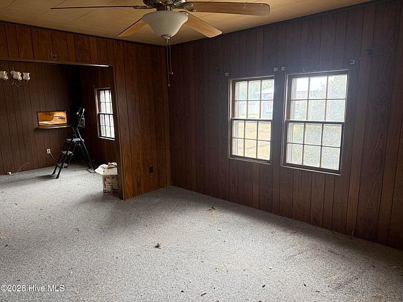 4th image of 111 Victoria Drive