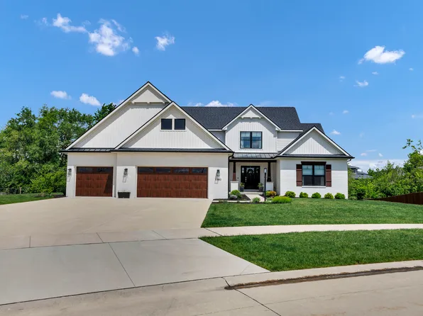 506 Silver Lake Ct, Savoy, IL 61874