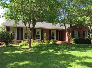 1710 Merrill St, Natchez, MS 39120