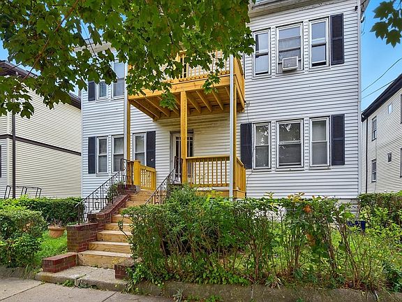 4th image of 35 Almont St
