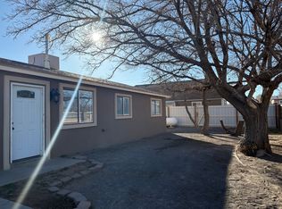 5338 Raglin Ct SW, Albuquerque, NM 87121