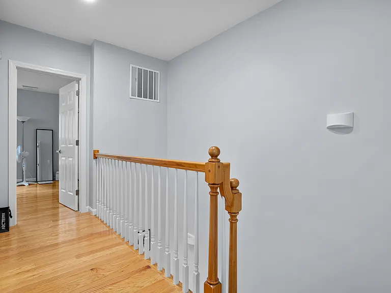 36 Cambridge Rd #44 — Photo 11