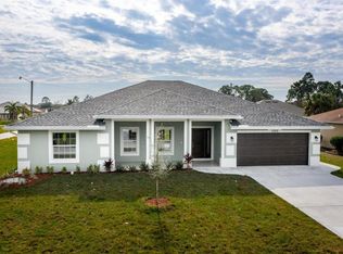 1002 SW Fenway Rd, Port Saint Lucie, FL 34953