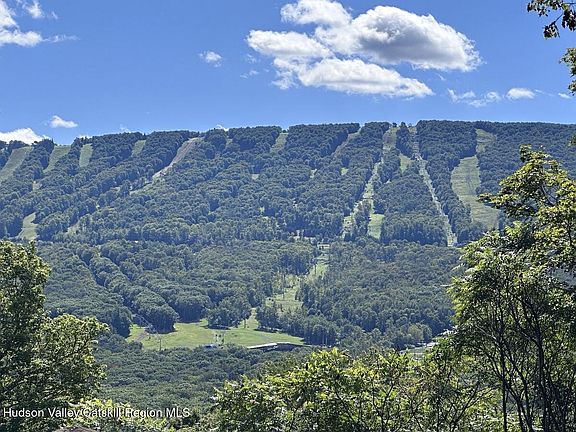 2nd image of 1982 Brush Ridge Road