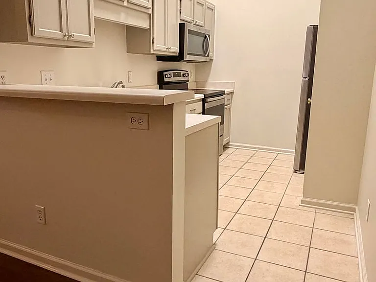 8617 Inverness Dr — Photo 7