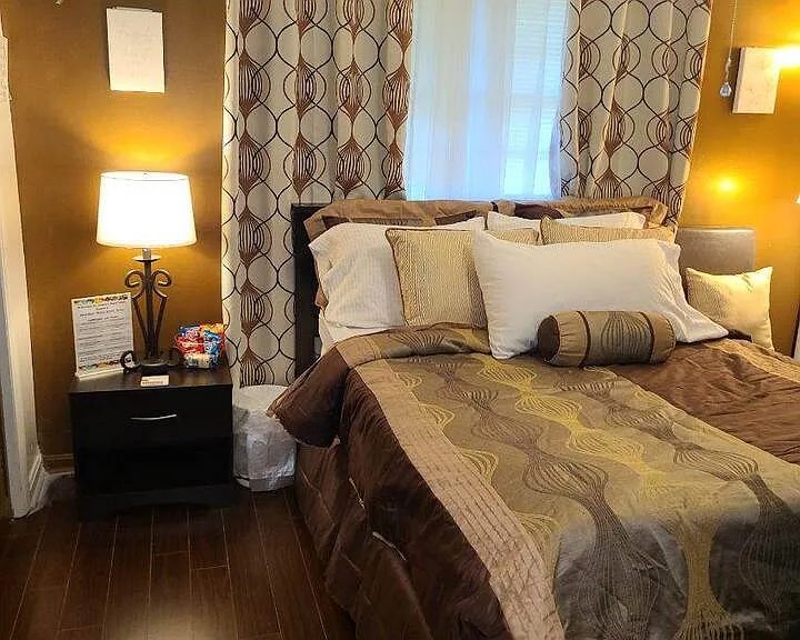 Guest Bedroom 2 with Double Bed, Alexa Assistant for controlling smart home & 55 inch smart TV.