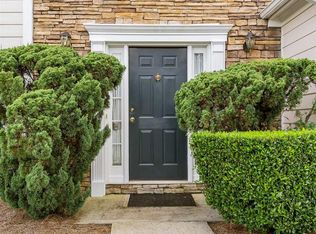 5336 Spike Ln, Suwanee, GA 30024