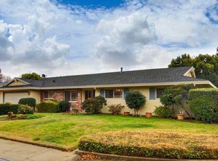 8900 Grovetree Way, Elk Grove, CA 95624