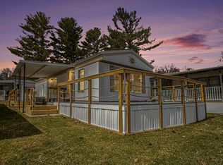 15301 Lake Shore Dr #17, Gowen, MI 49326