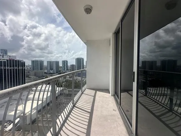 1750 N Bayshore Dr APT 2808, Miami, FL 33132