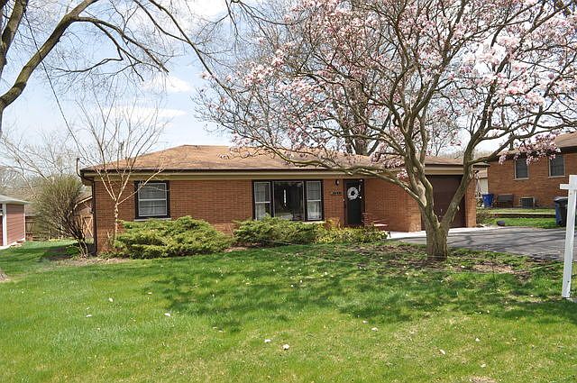 1st image of 5831 Bentley Ave