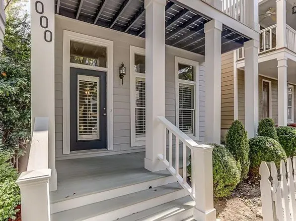 1000 River Currents Dr, Memphis, TN 38103