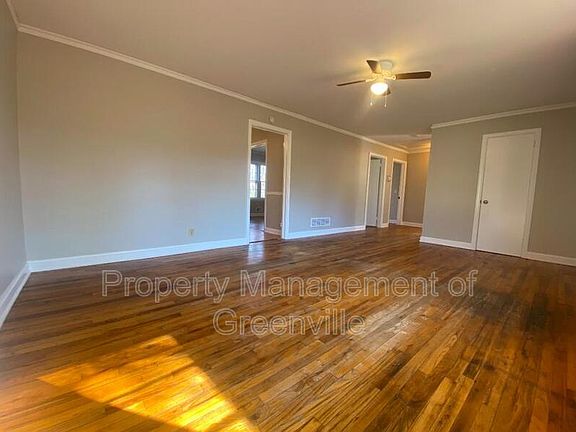 2nd image of 20 Bagwell Cir