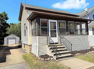 320 E Parkway Ave, Oshkosh, WI 54901