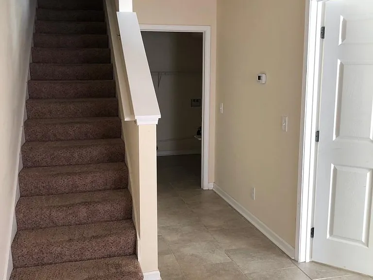 2530 Dodson Branch Rd #3 — Photo 5